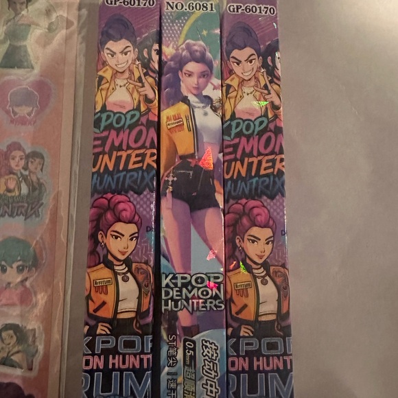 K-Pop Demon Hunters Stationery Set - Picture 5 of 5